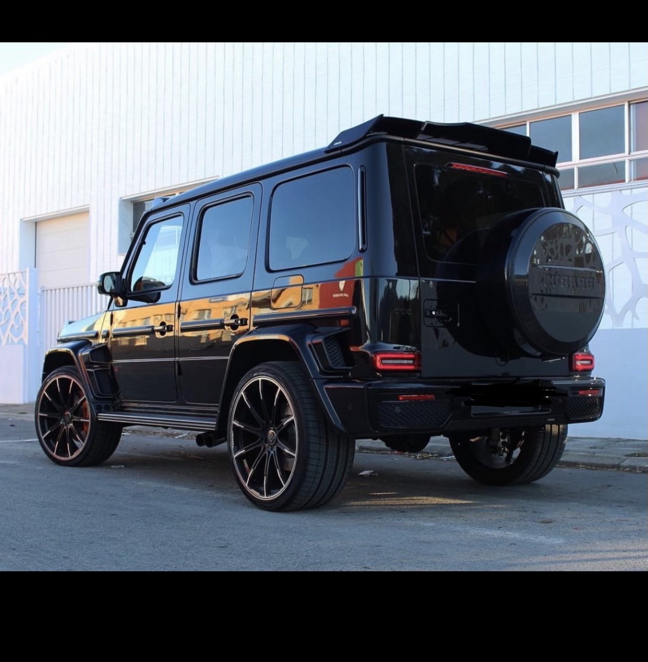 Mercedes-Benz G-Class Brabus in black